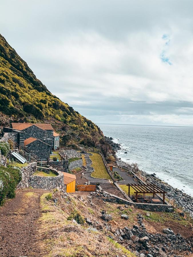 Abrigo Da Cascata - Casas De Campo - Sao Jorge Calheta  エクステリア 写真